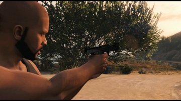 Black/Chrome H&K USP .45 [Animé] - GTA5