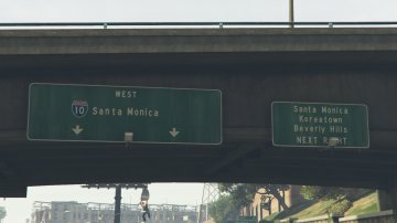 Real Freeway Signs - GTA5