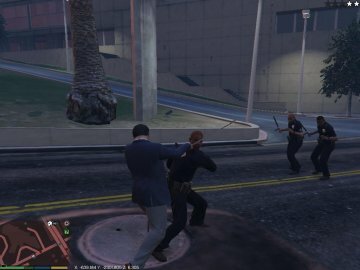 Fighting cops - GTA5