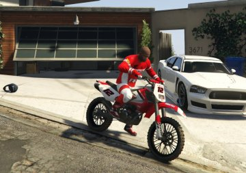 Honda Motocross Suit - GTA5