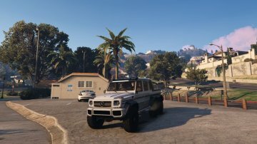 Mercedes-Benz G65 AMG 6x6 - GTA5